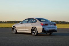 BMW-3-Series-2023-1280-11