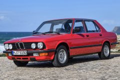 BMW-5-Series-1983-1280-08