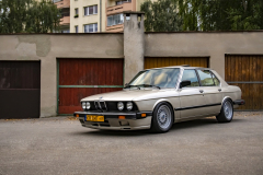 BMW-E28-535i-24