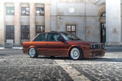 BMW-E30-1