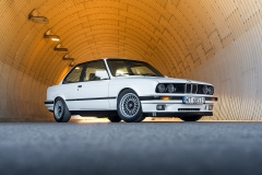 BMW-E30-White-5