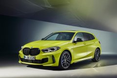 BMW-M135i_xDrive-2022-1280-01
