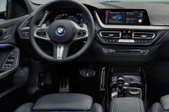 BMW-M135i_xDrive-2022-1280-06