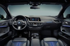 BMW-M135i_xDrive-2022-1280-07