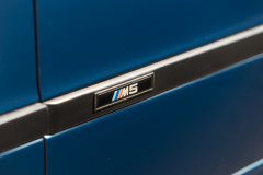 BMW-M5-E39-Touring-11