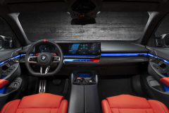 BMW-M5-Touring-G91-3