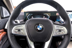 BMW-X7-40d-6