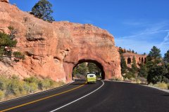 Skalny-tunel-Utah-USA
