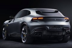 Ferrari-Purosangue-2023-7