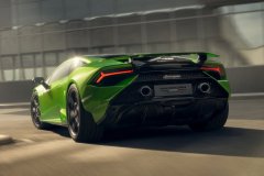 Lamborghini-Huracan-Tecnica-2023-tyl-2