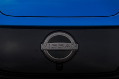 Nissan-Leaf-12