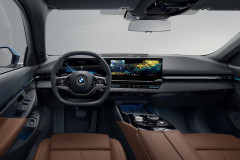 Nowe-BMW-5-Touring-2024-1