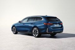 Nowe-BMW-5-Touring-2024-5