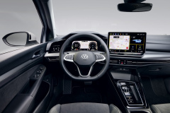 The new Volkswagen Golf eHybrid