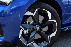Skoda-Superb-PHEV-Sportline-1