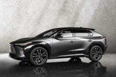 Toyota_bZ4X_Concept_2021_001-600x450
