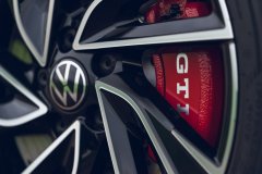 Volkswagen-Golf_GTI_Clubsport-2021-1280-56