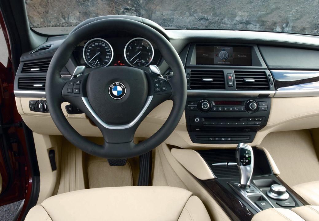Używane BMW X6 E71 Cena i typowe usterki. Czy warto kupić?