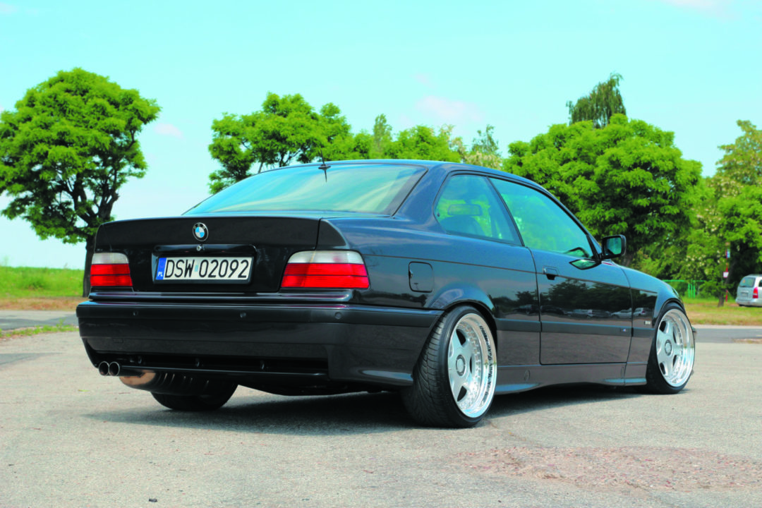 BMW E36 318is zmienione w M3. To możliwe! Trends Magazines