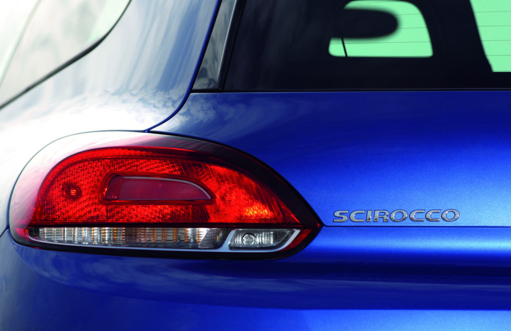 Volkswagen Scirocco zdjęcie zderzaka samochodu