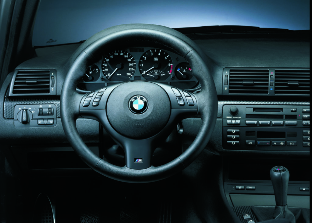 Wnętrze używanego BMW E46 Compact w dobrym stanie