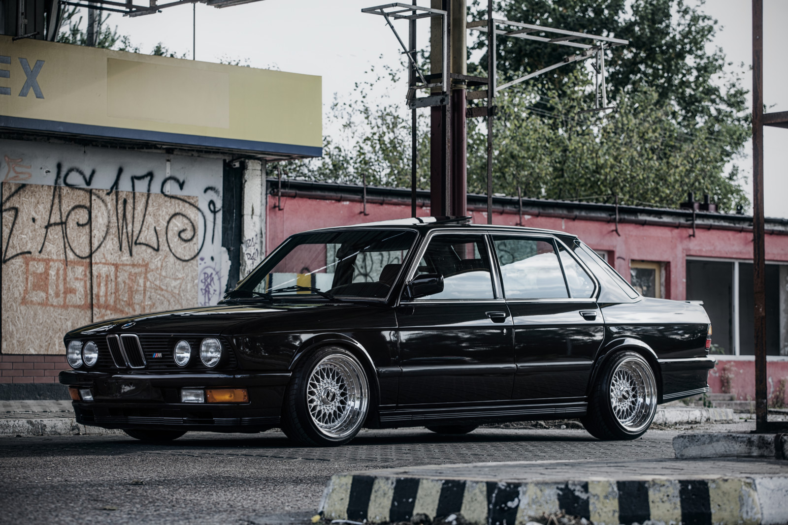 Bmw e28 разболтовка