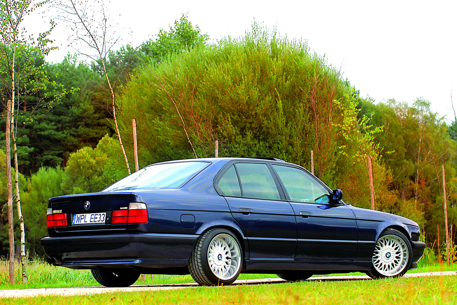 BMW E34. Piątka w sam raz dla studenta Trends Magazines