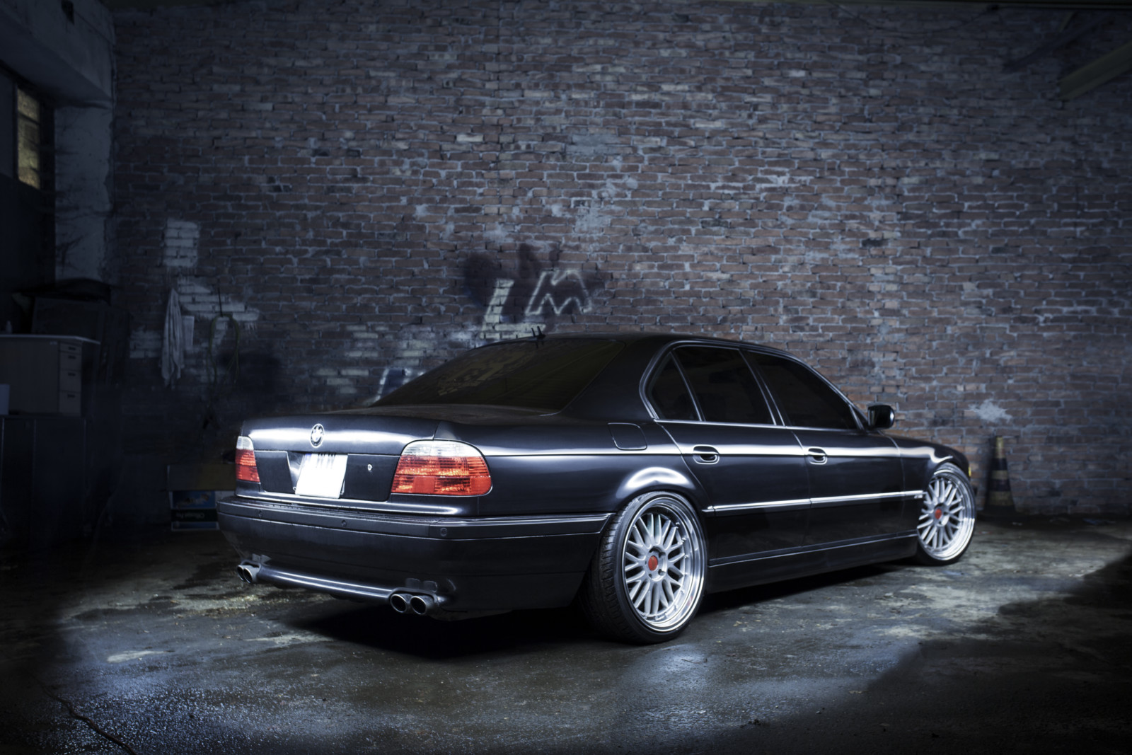 BMW E38 740i auto gangsterów czy polityków? Trends Magazines
