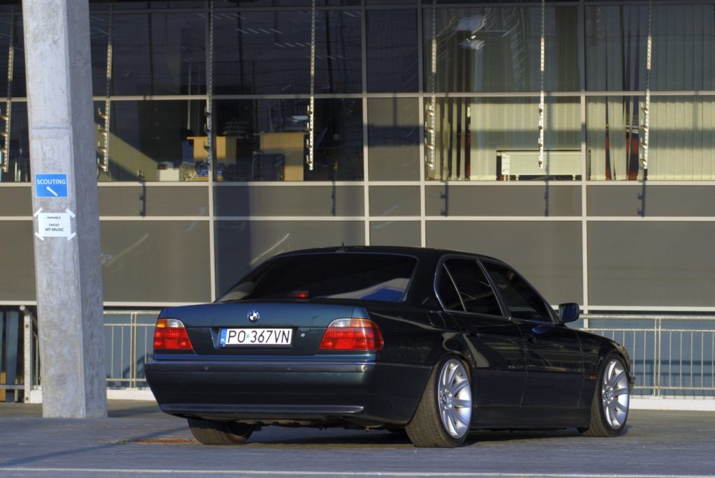 BMW E38 730d A