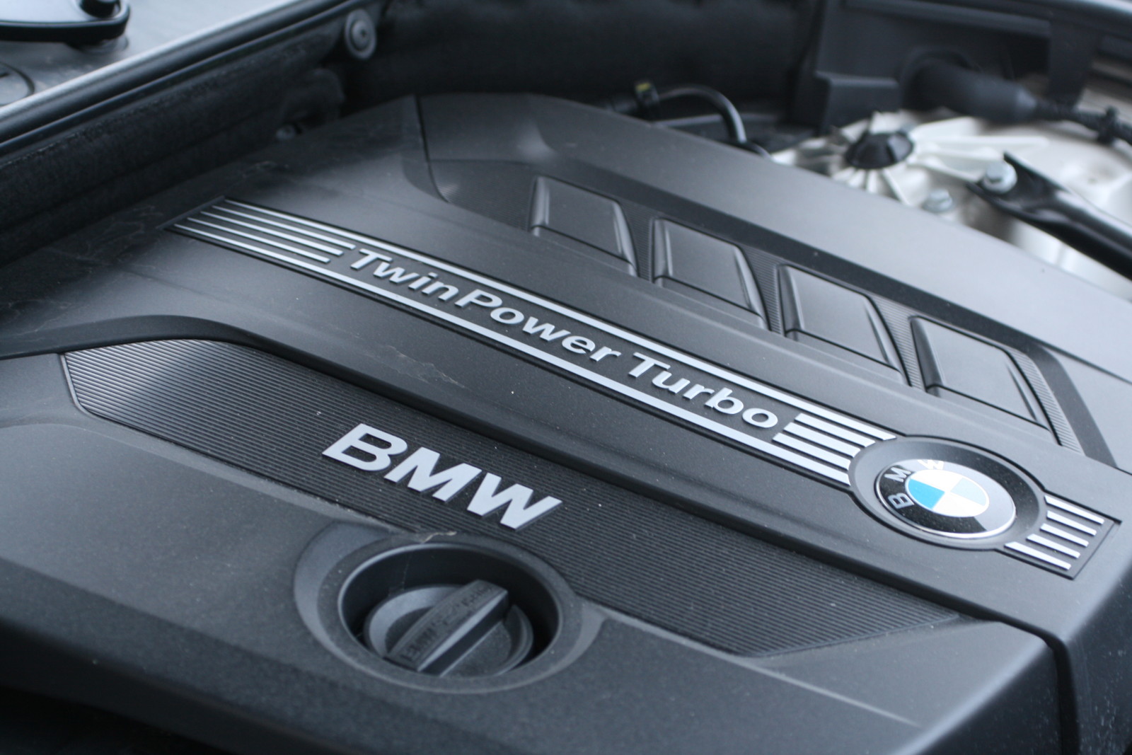 Czy pierwszy model BMW z rodziny GT może się dziś podobać