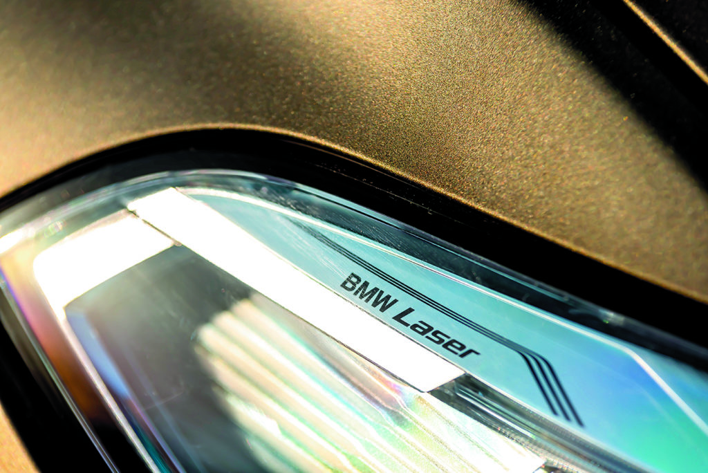 Laserowe światła przednie BMW X6M 50d (G06)