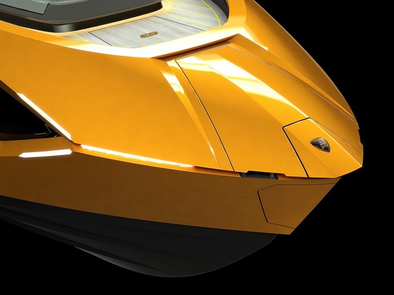 dziób jachtu Tecnomar for Lamborghini 63