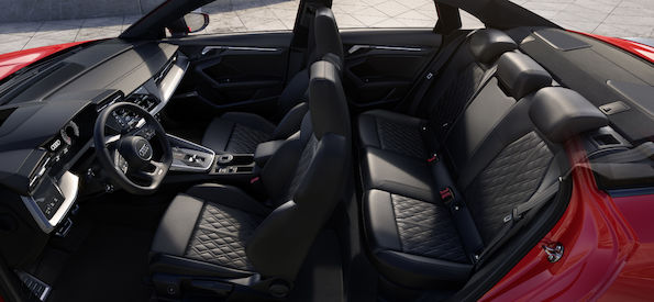 Audi S3 wnętrze