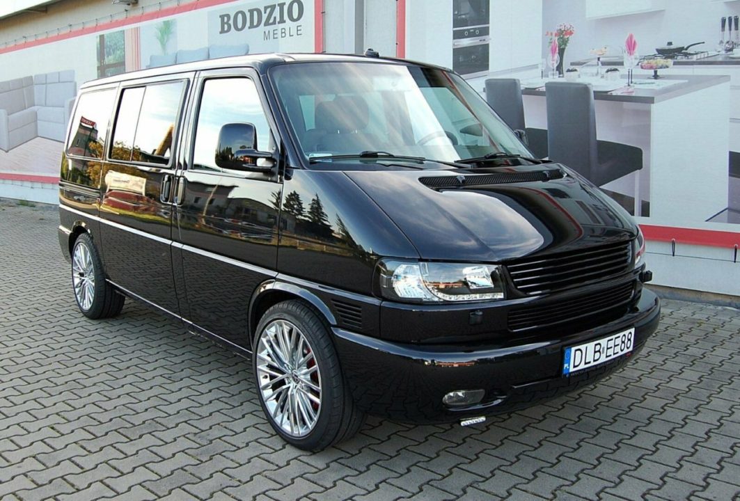 Multivan T4 za prawie 100 tys. zł czy VW z 2002 może być