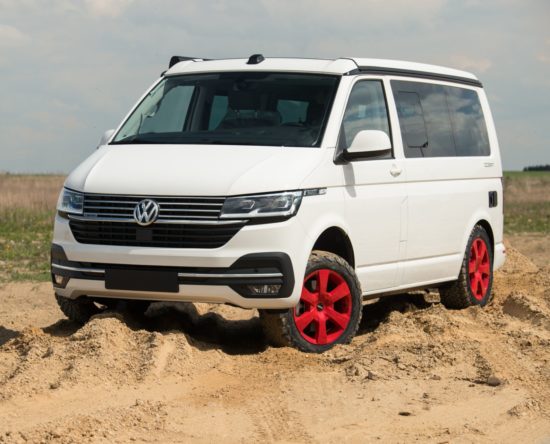 T6.1 offroad vw bus terenowy piach