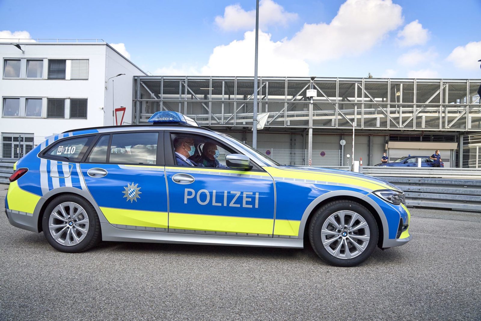bavaria-police-bmw-3-series-touring