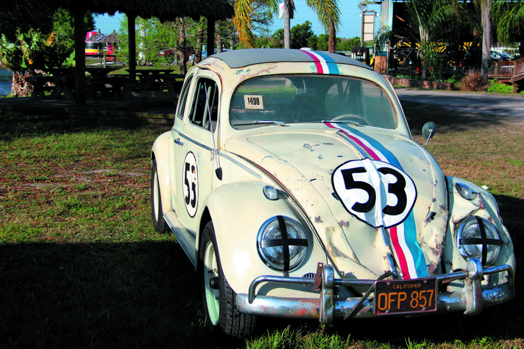 VW Garbus Herbie z numerem 53