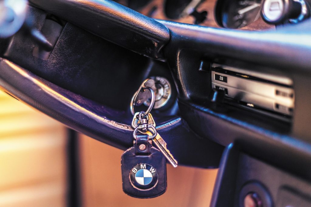 BMW 1502 kluczyki w stacyjce