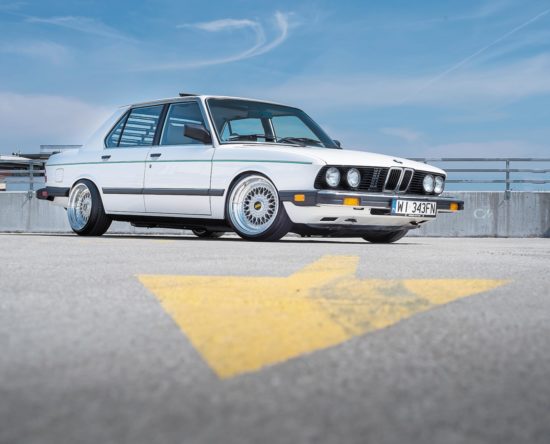 BMW E28 533i widok z przodu
