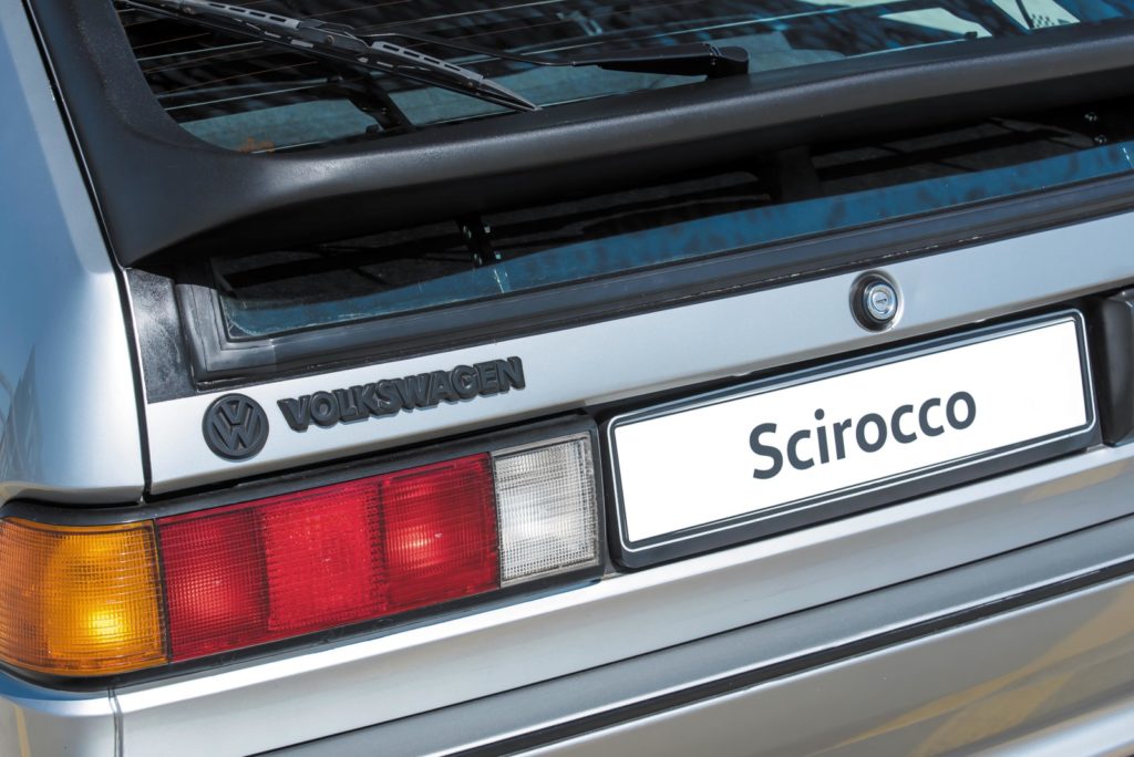 Tuning Scirocco GT II tablica rejestracyjna