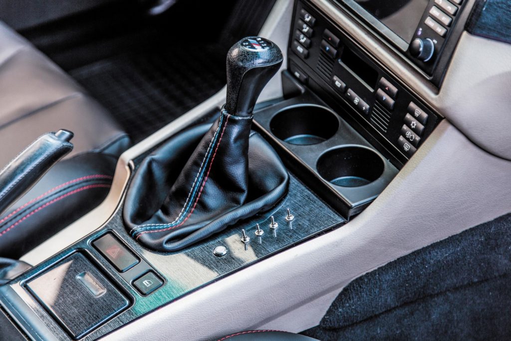 BMW E39 520i po tuningu dźwignia zmiany begów