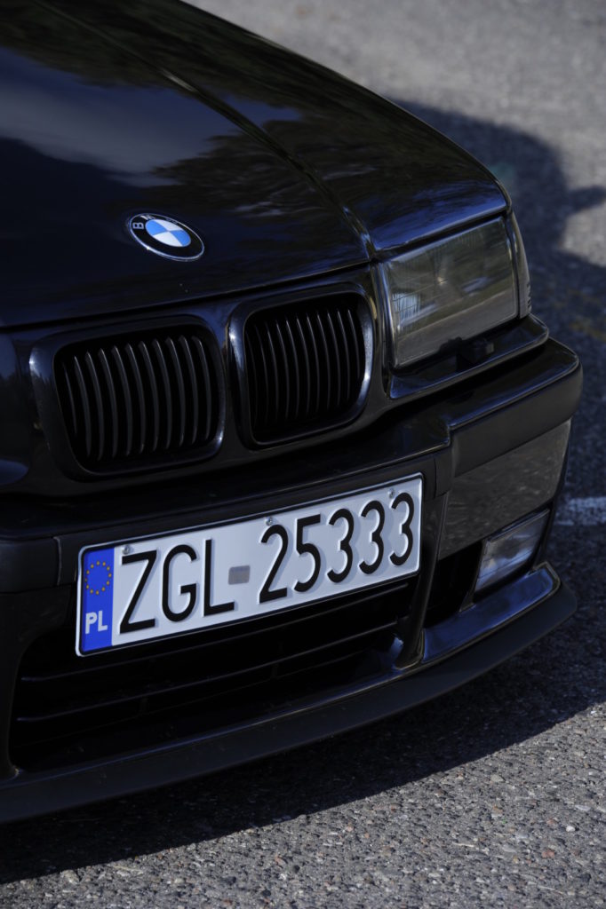 Tuning BMW E36 grill
