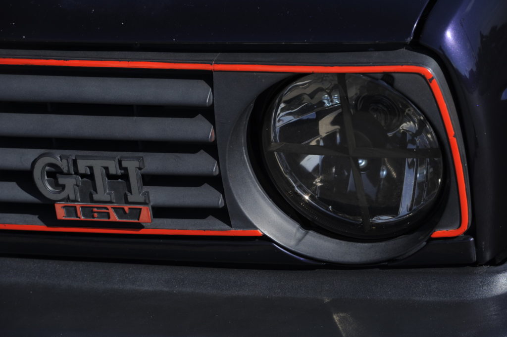 Tuning VW Golf 2 Fire & Ice grill z reflektorem i logo GTI 16V