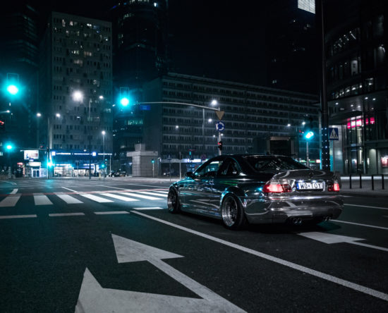 Tuning BMW E46 M3 na ulicach Warszawy nocą