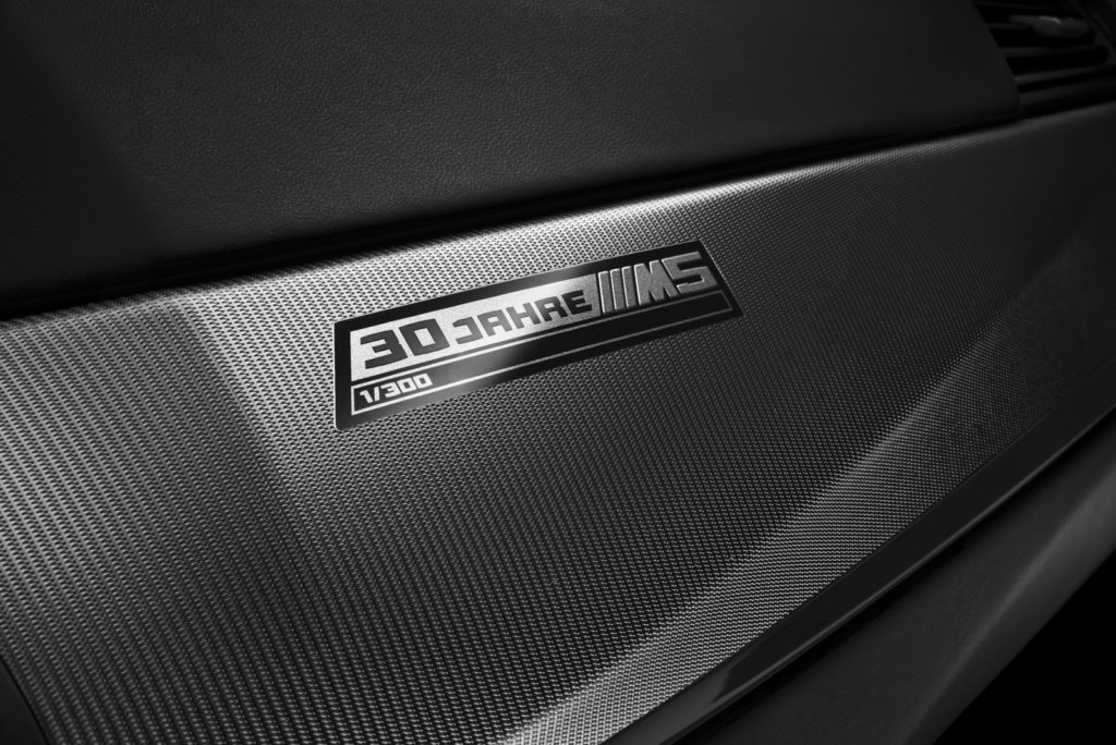 BMW M5 30 Jahre tabliczka z numerem