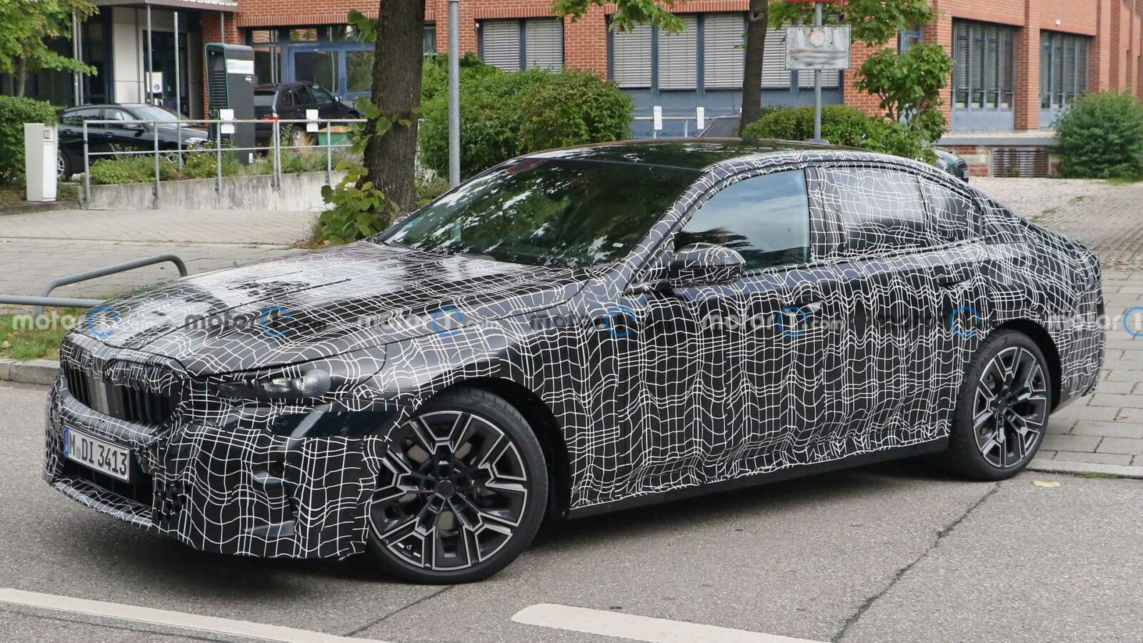 Nowe Bmw Serii 5 Z Normalnym Grillem Jest Co świętować Trends Magazines