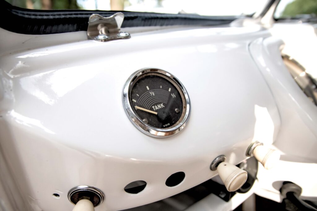 Transporter T1 Bulik 1966 r. wskaźnik paliwa