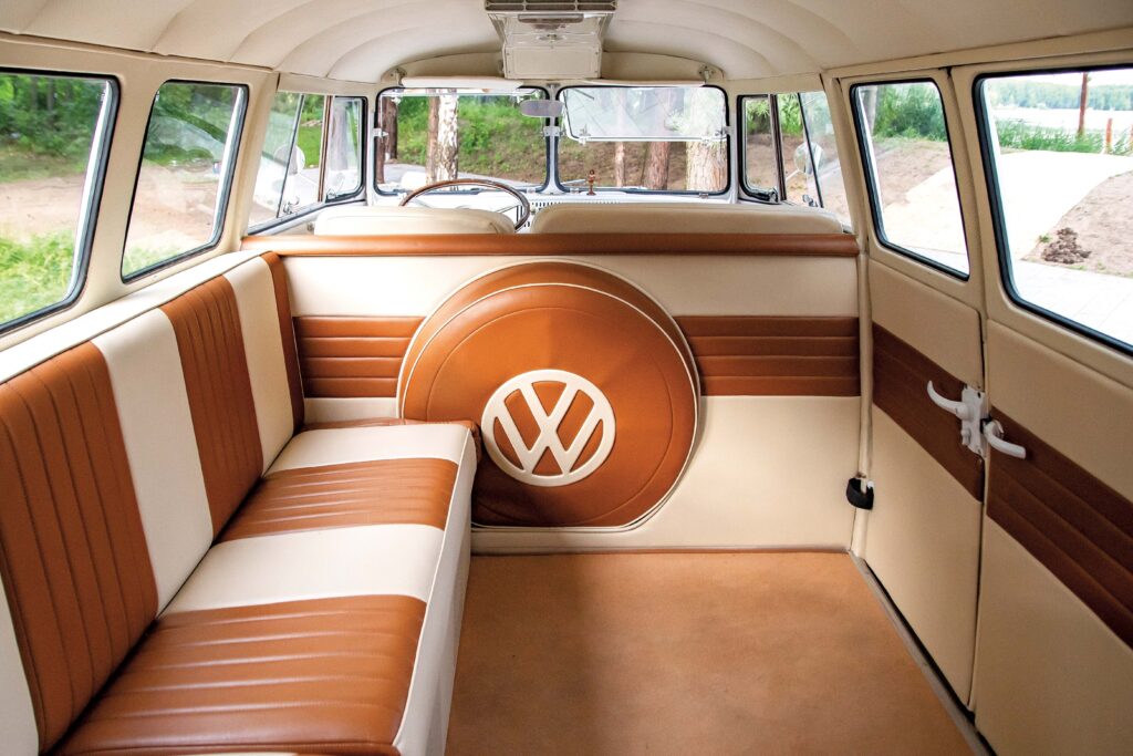 Transporter T1 Bulik 1966 r. widok wnętrza