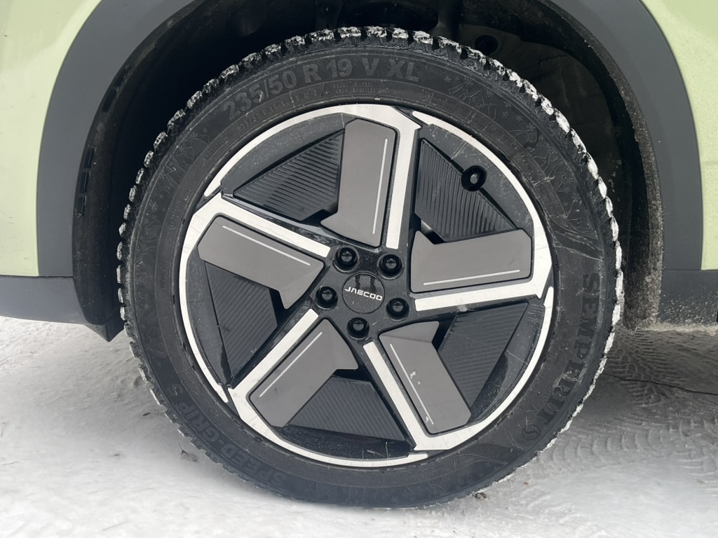 Jaceoo 7 AWD 19-calowe koło