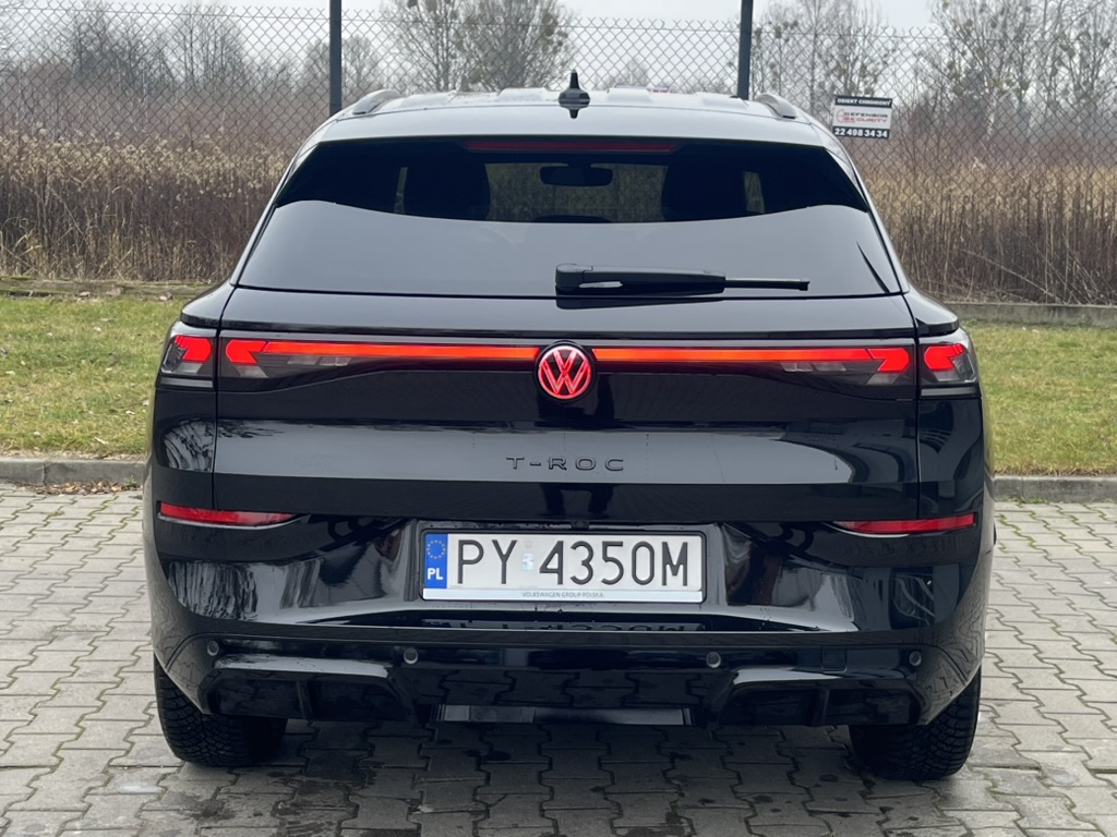 VW T-Roc R-Line 1.5 2026 r. tył auta